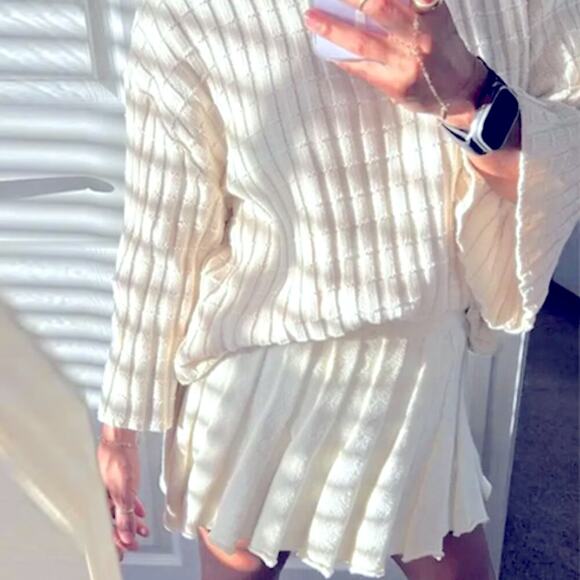 NEW SET knit oversized sweater pleated mini skirt by COMMENSE M - Picture 3 of 14